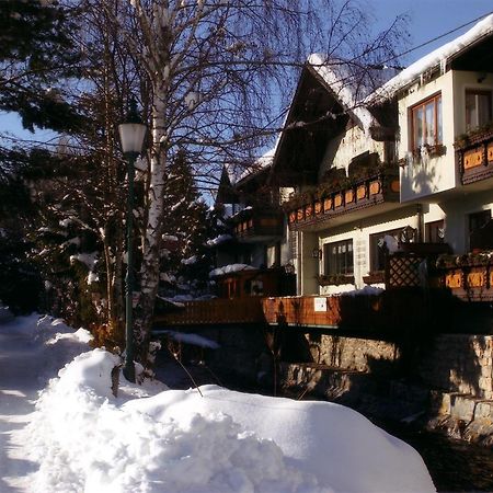 Gasthof Pension St. Wolfgang Kirchberg am Wechsel Luaran gambar